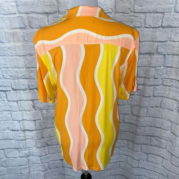 No boundaries brand new button down multicolor short sleeve blouse - Picture 8 of 10
